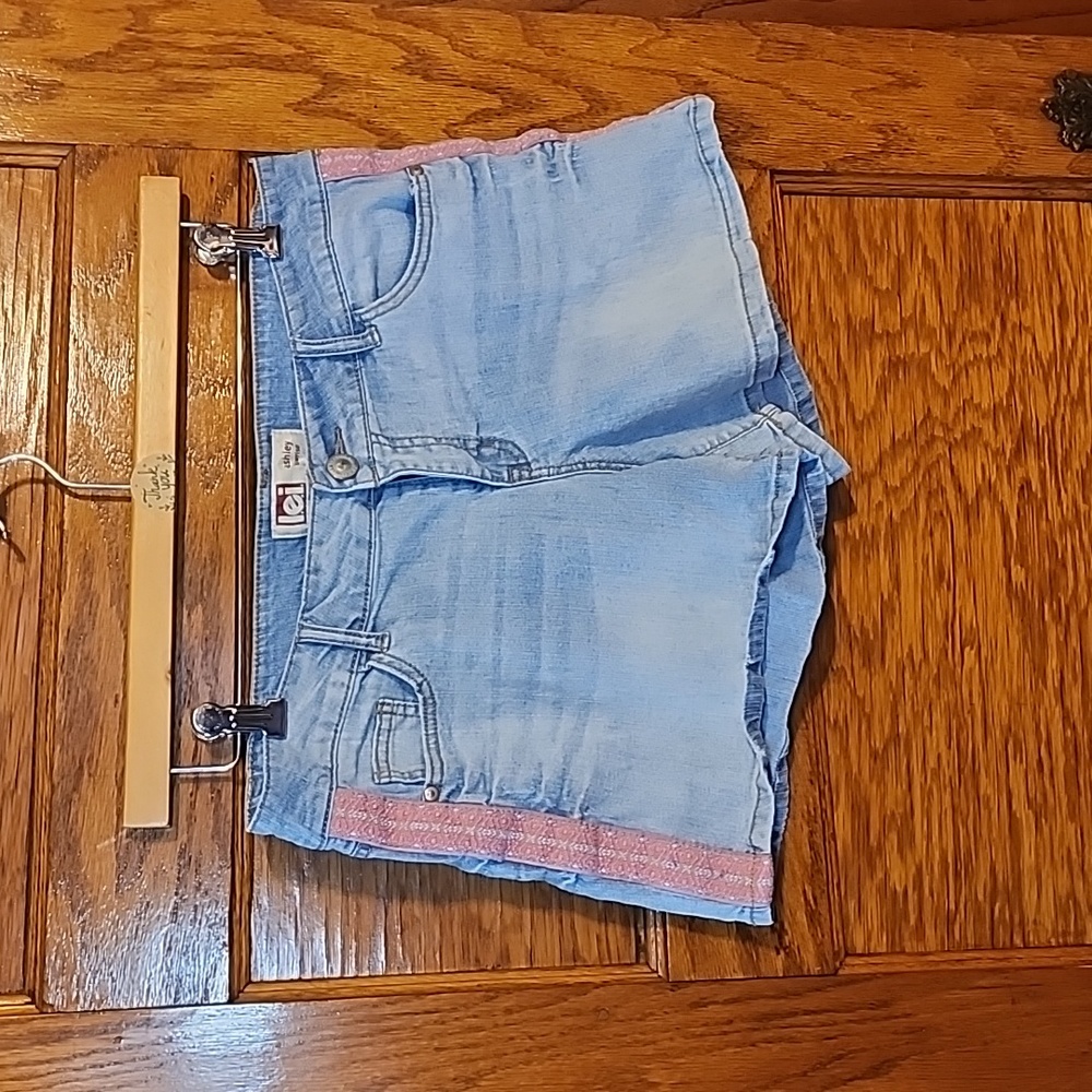 ⭐️3/$20⭐️L.e.i jean shorts